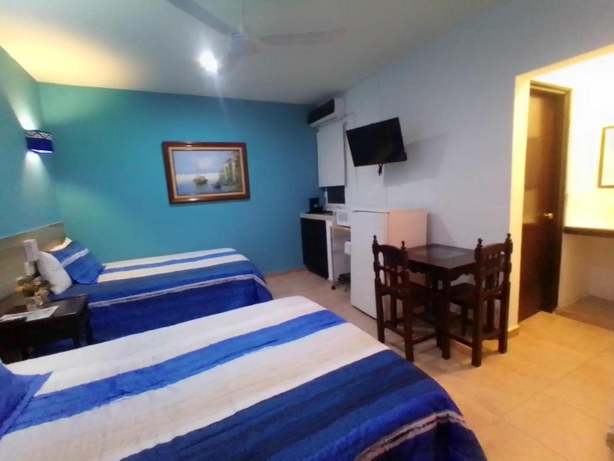 Hotel Acuario Playa Del Carmen Zimmer foto